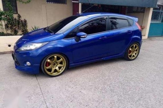 Ford Fiesta S 2012 model AT