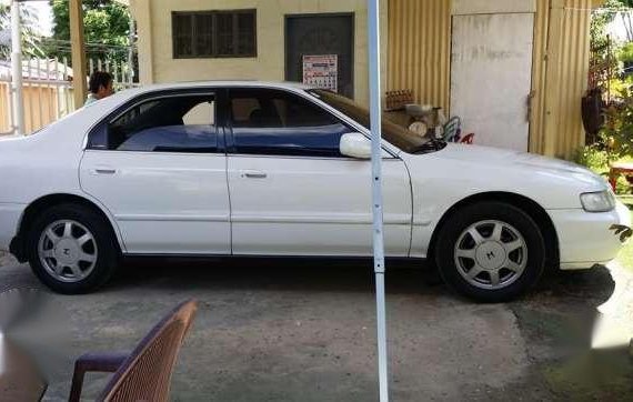 Honda Accord 1996 AT White For Sale