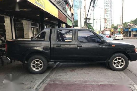 Nissan Frontier 4x2 2004 Black AT For Sale