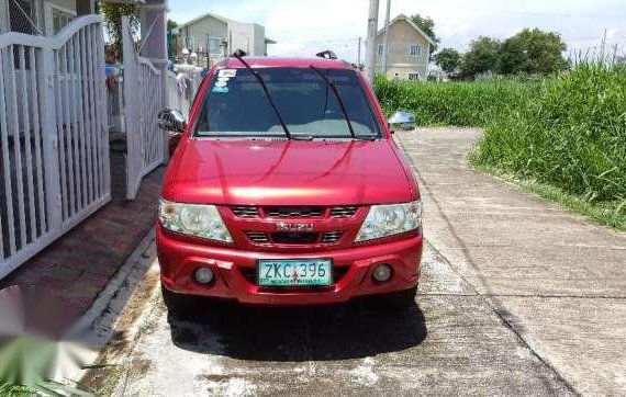 Isuzu Crosswind XTi 2007 Red MT For Sale