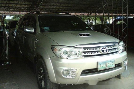 For sale Toyota Fortuner 2011