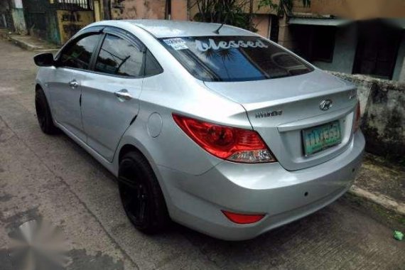 Hyundai Accent 1.4 2012 MT Silver For Sale