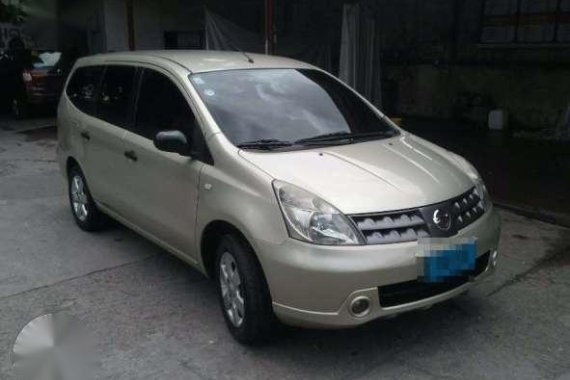 2011 Nissan Grand Livina MT Silver For Sale