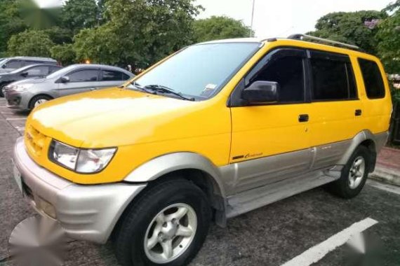 Isuzu Crosswind XUV MT Yellow 2004 