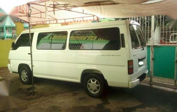 Nissan Urvan Shuttle