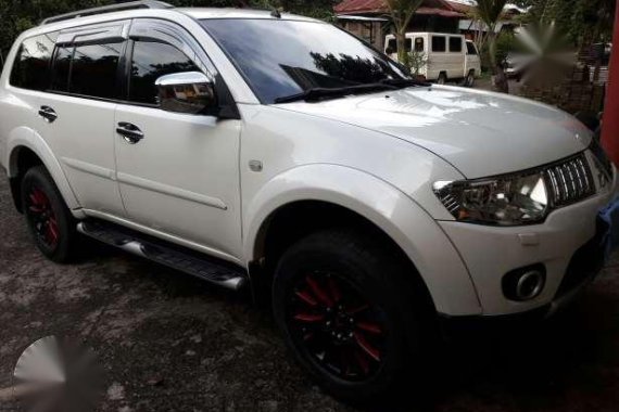 2010 Mitsubishi Montero Sport GLS White MT 