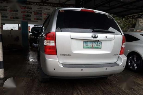 Kia Carnival 2013 Silver MT For Sale