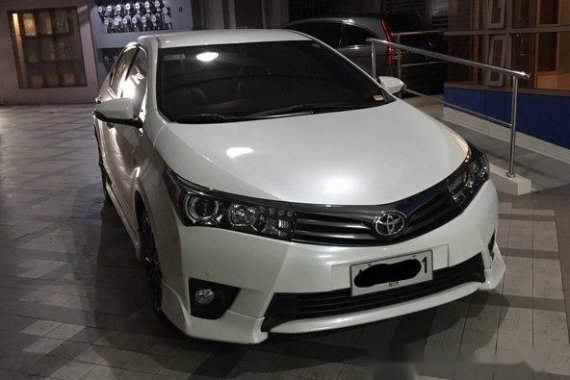 For sale Toyota Corolla Altis 2015