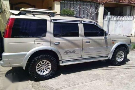 Ford Everest 2004 Automatic Beige For Sale