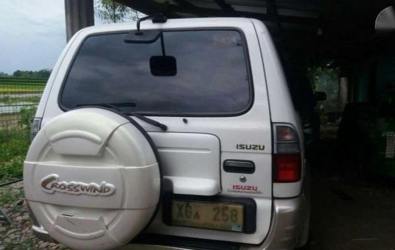 Isuzu Crosswind 2002 MT White For Sale