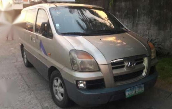2005 Hyundai Starex Silver AT For Sale