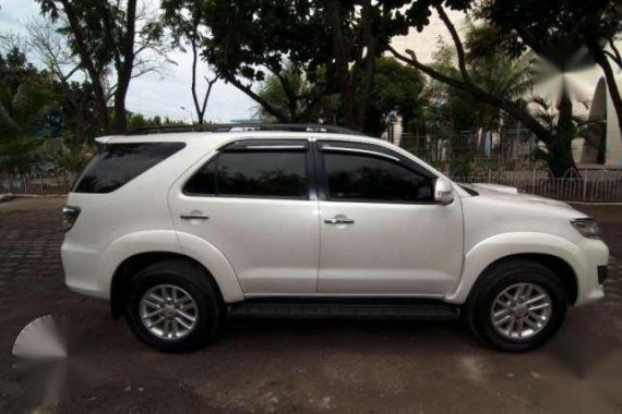 Toyota Fortuner 2013 2.5G AT Pearl White