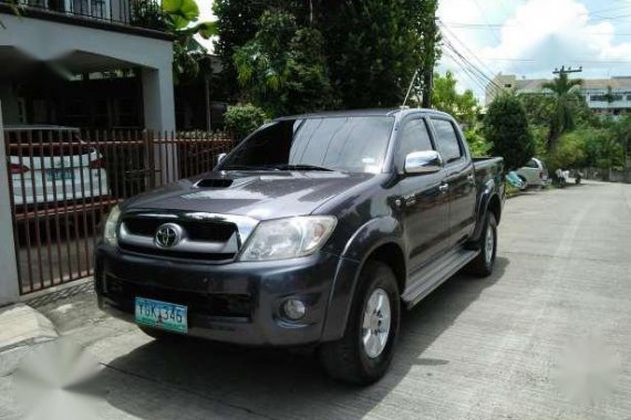 2010 Toyota Hilux G 3.0 4x4 AT Gray For Sale