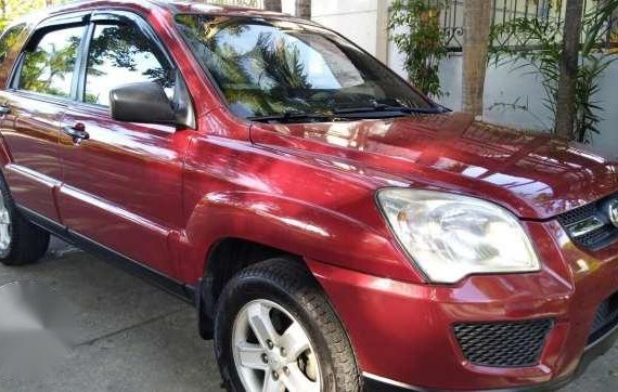 Kia Sportage well maintain for sale