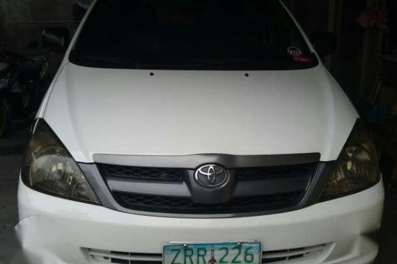 Toyota Innova 2.5 J Diesel 2008 White 