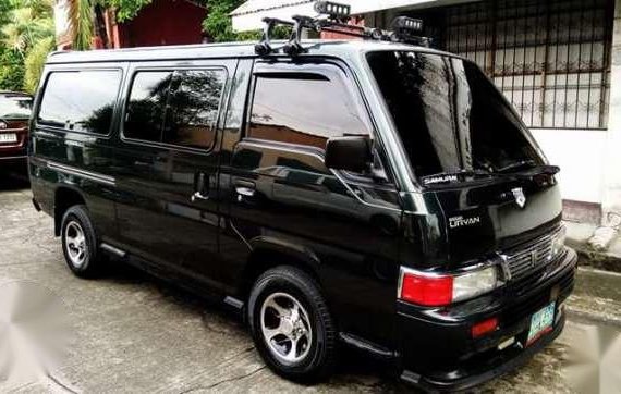 Nissan Urvan 2010 2.7 Black MT For Sale