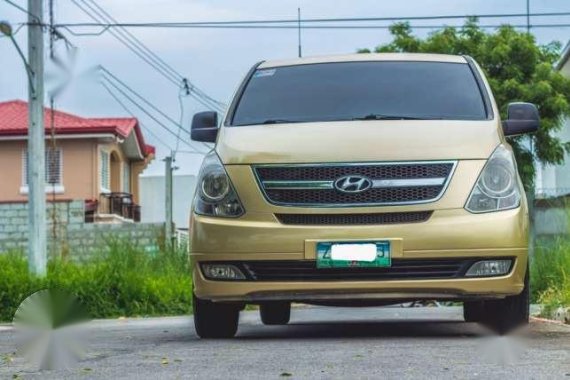 Hyundai Starex 2008 Golden AT For Sale