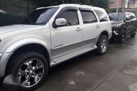 Fresh Isuzu Alterra AT 2005 White For Sale