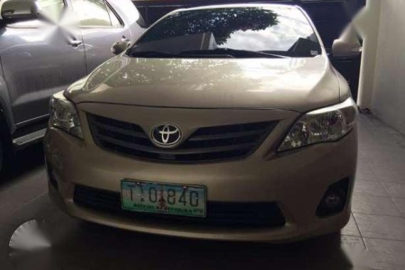 Toyota Corolla Altis 2012 1.6E MT Beige For Sale