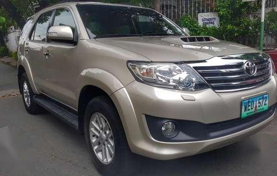 2013 Toyota Fortuner G AT 4x2 Beige For Sale