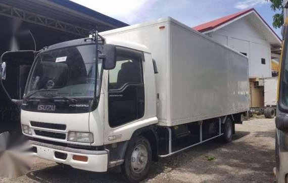 Isuzu Forward Giga Standard 21FT Aluminum for sale 