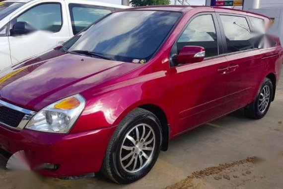 Kia Grand Carnival 2012 Red AT For Sale