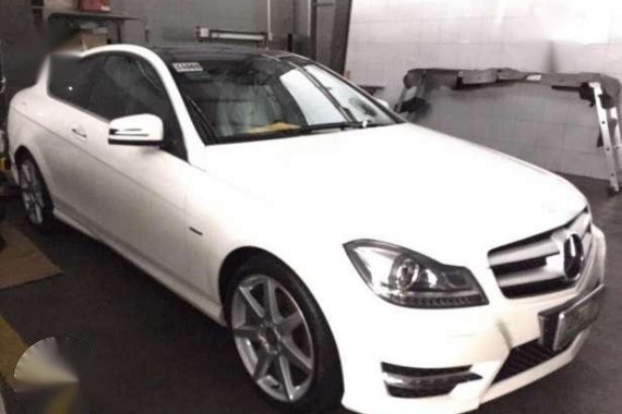 Mercedes Benz C-250 CGI 1.8 2012 White AT 