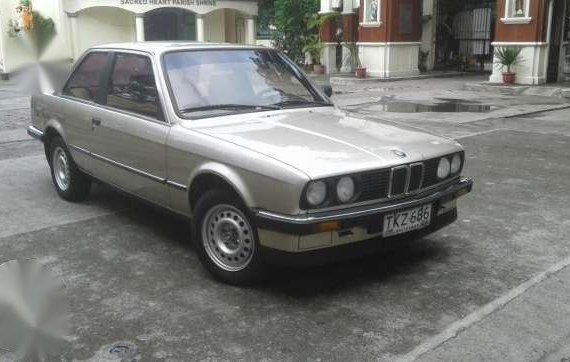 1986 BMW E30 2DR well kept for sale 
