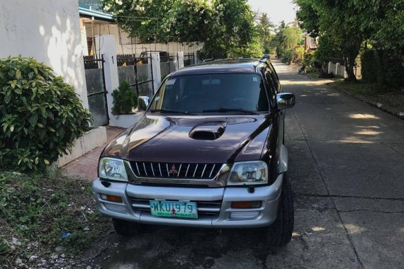 Mitsubishi Strada 2000 Diesel Manual Silver