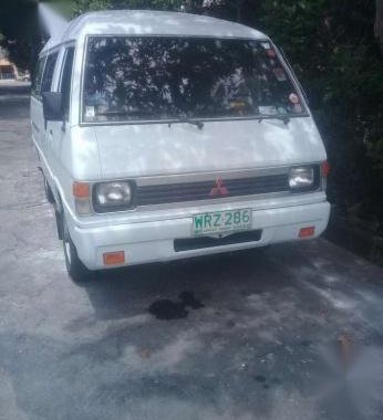 2001 Mitsubishi L300 Versa Van MT White 