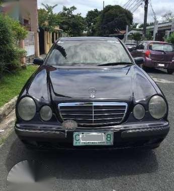 Mercedes Benz E240