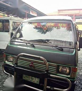 Mitsubishi L300 Versa Van Diesel 1995 Gray 