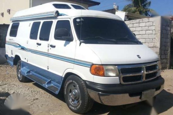 Dodge Ram 3500 Roadtrek