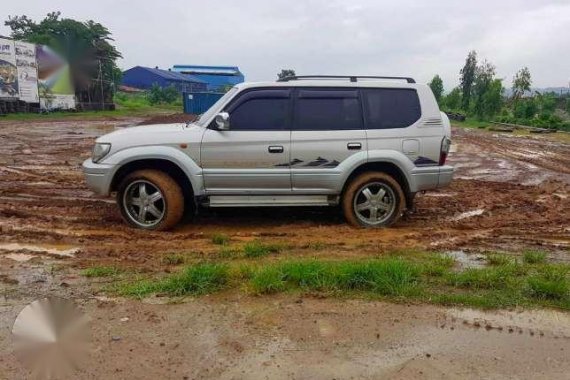 2000 Land Cruiser Prado 4x4 AT White For Sale