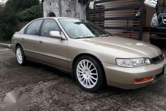 Honda accord ( cefiro camry vti lxi glxi bigbody lovelife altis )