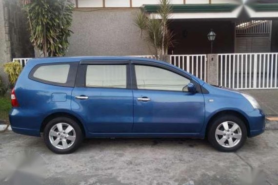 Nissan grand livina 2011