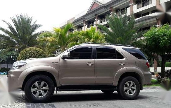 Toyota Fortuner V 2008 4x4 diesel matic like montero adventure innova