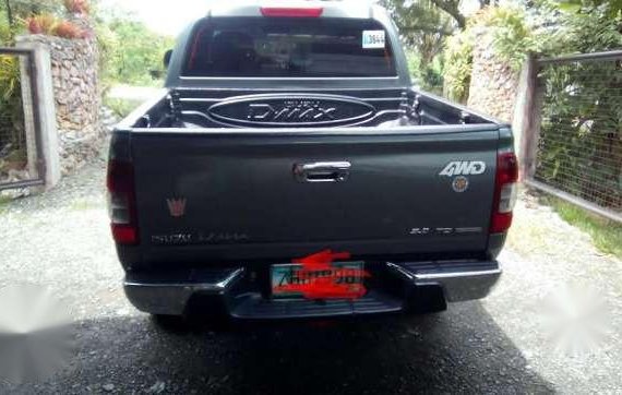 Well maintained Isuzu D-max 2007 AT Grey