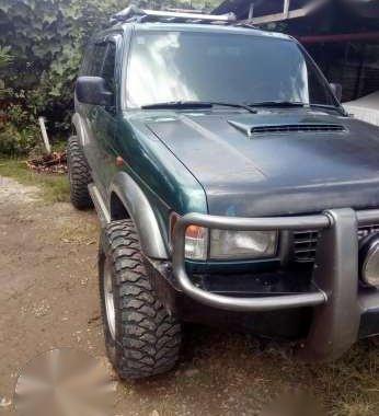 Isuzu Trooper Bighorn 4x4 MT Green For Sale