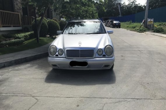 Mercedes Benz E320 S210 Wagon Avantgarde for sale