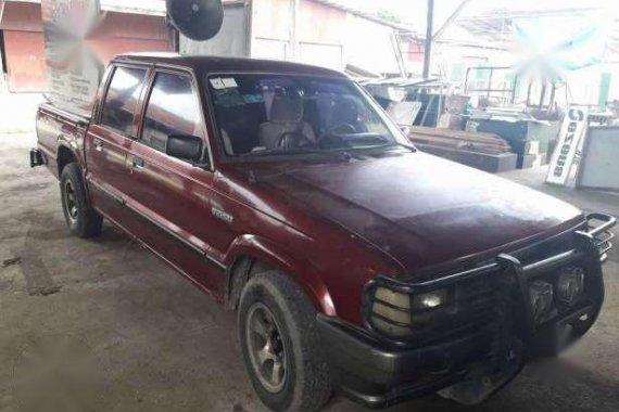 Mazda B2200 Doublecab 1994 MT Red For Sale