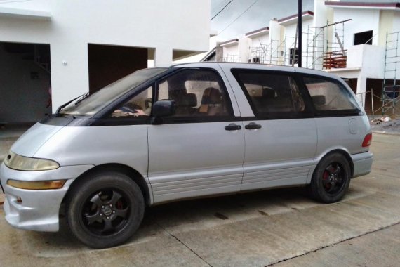 Almost brand new Toyota Previa Diesel