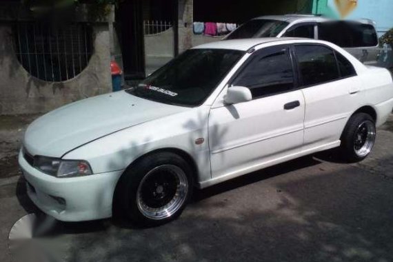 Mitsubishi Lancer GLXI 1997 MT White For Sale