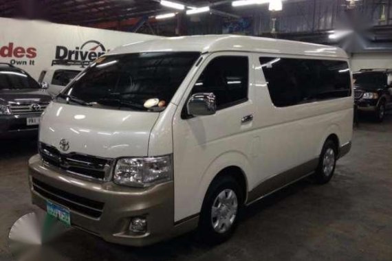 Toyota Hiace GL Grandia MT 2013 White For Sale