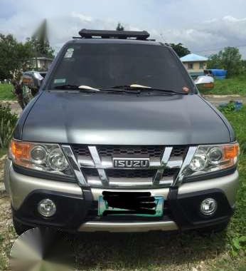 Fresh Isuzu Crosswind 2010 MT Gray For Sale