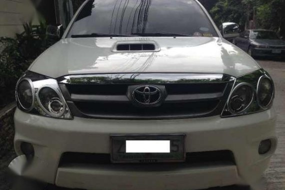 Toyota Fortuner 3.0 Diesel 4x4 Top of the Line