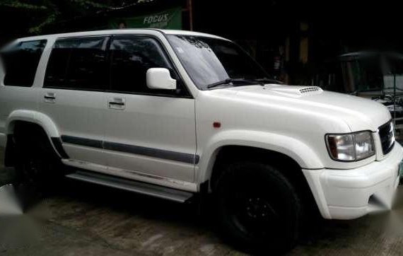 Isuzu Trooper 4x4 1999 MT White For Sale
