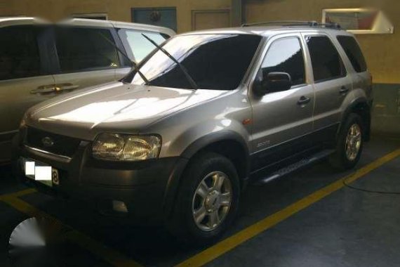 2003 Ford Escape 4 x 4 4WD XLT MT alt to crv tucson vitara forester
