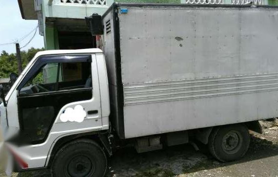 Isuzu elf delivery van for sale