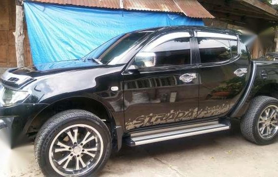 Strada glx LE 2013 bnew condition fresh